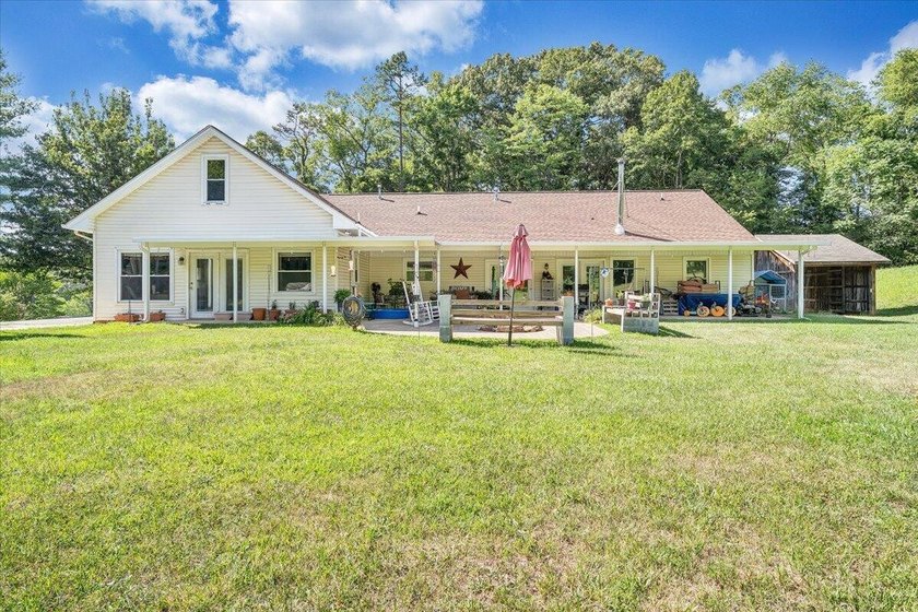 Enjoy the ease of one-level living in this well-maintained - photo 35