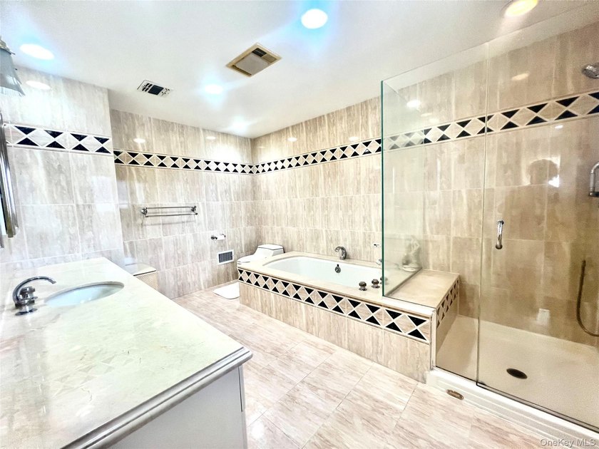 Stately stucco Hi-Ranch offering approximately 3,000 sq. ft. of - photo 10