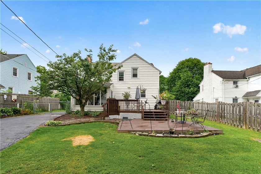 Welcome to 150 Merrick Street, filled with charm, years of - photo 5