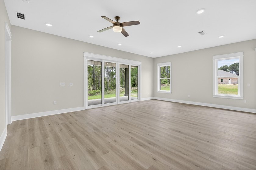 Construction complete on this one story 4 Bedroom, 3 bath home - photo 7