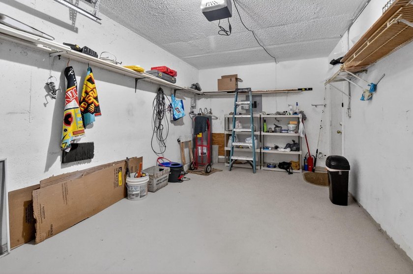 Fully updated 2/2 with 1-car garage! Features an open kitchen - photo 29