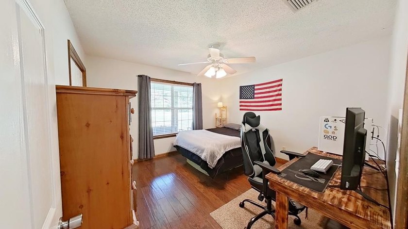 New on the Market! Discover the space, versatility, and comfort - photo 22