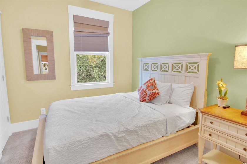 Great 2nd Home/Investment property! Beautifully furnished 3 BR - photo 23