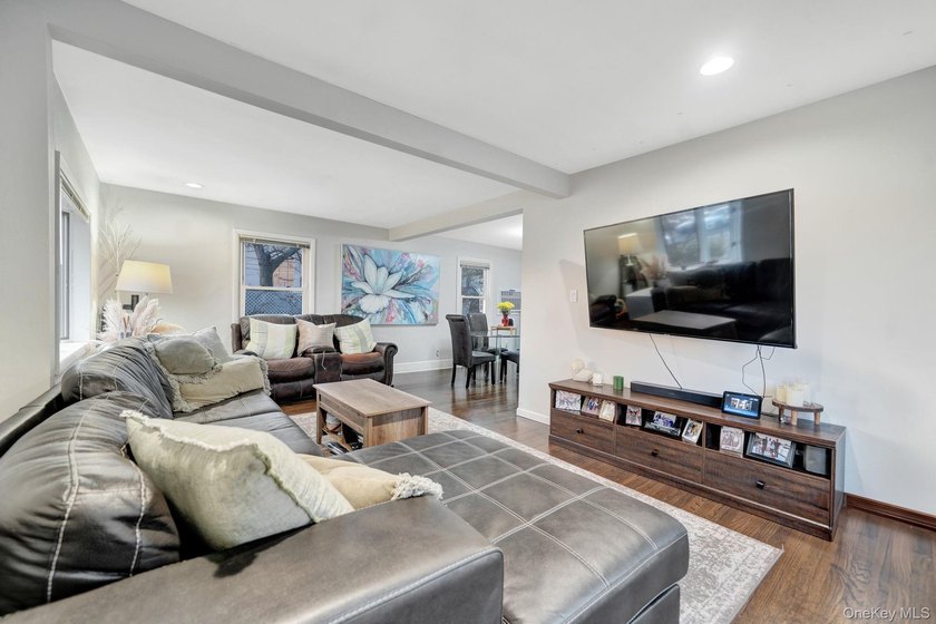 Welcome To This 2 Bed 2 Bath On An Oversized Lot. Right In The - photo 8