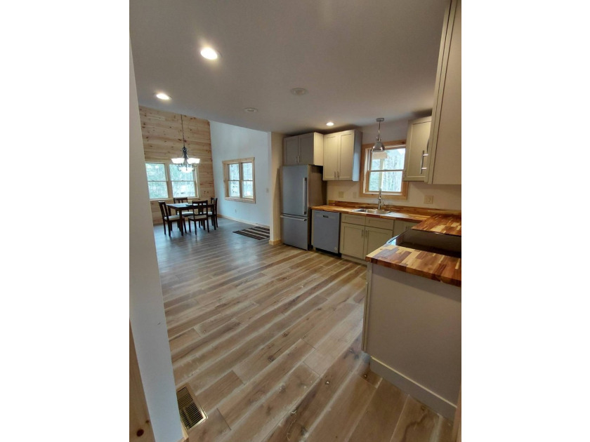 TAXES REDUCED!!!! Move right into this BRAND NEW home! Built - photo 7