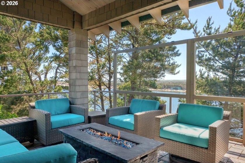 Extraordinary waterfront living on the beautiful Siuslaw River - photo 10