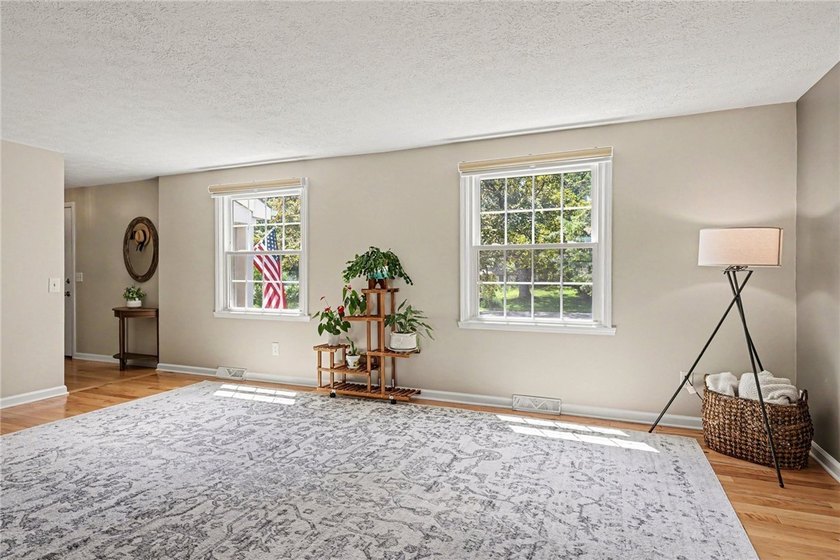 Welcome to 868 Independence Drive, a well maintained 4-bedroom - photo 5