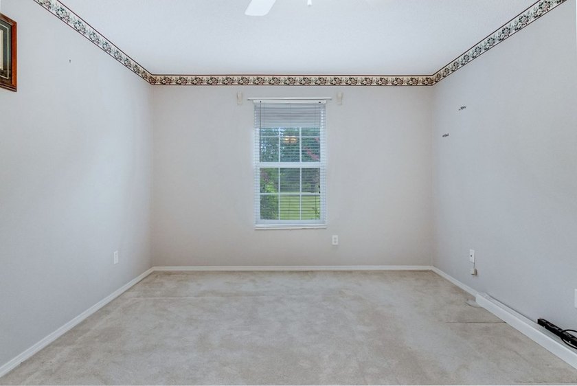 Country Living on 6.26 Acres! This spacious 4 bedroom, 2 bath - photo 26