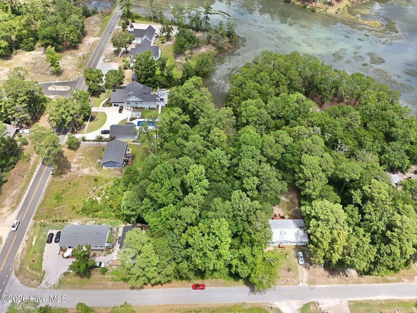 0.33 acre wooded lot in Shallotte's Shady Rest area at 3983 - photo 6