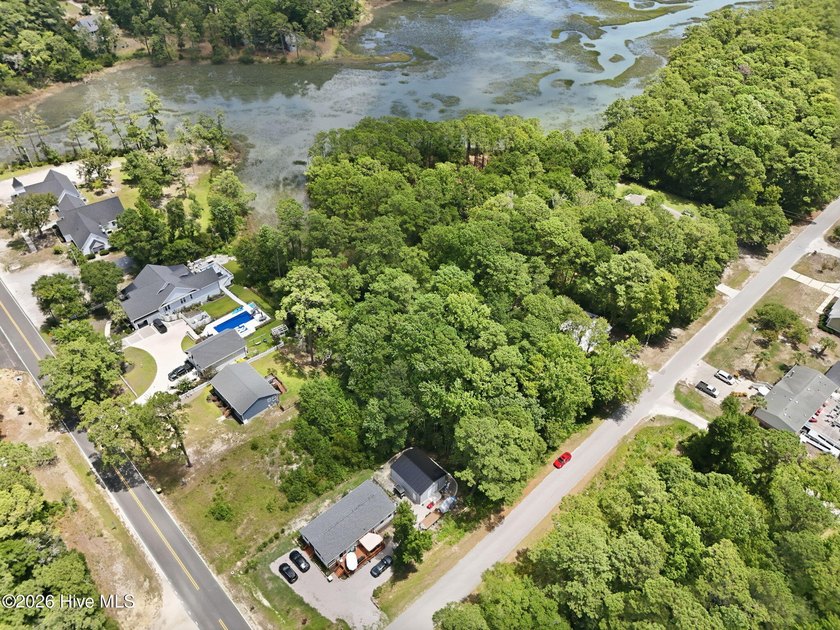 0.33 acre wooded lot in Shallotte's Shady Rest area at 3983 - photo 8