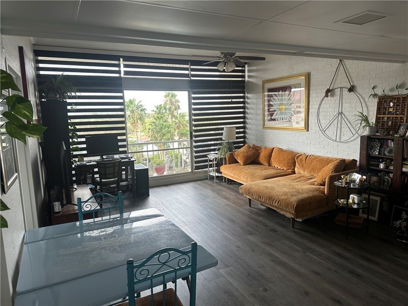 Condo located on the prestigious Ocean Drive. As you step inside - photo 12