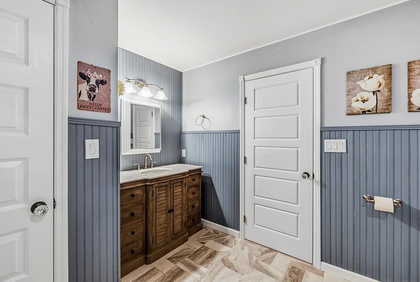 Discover the Lake Greenwood lifestyle in this beautifully - photo 13