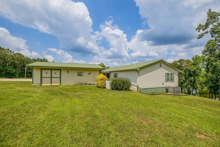 Discover the Lake Greenwood lifestyle in this beautifully - photo 42