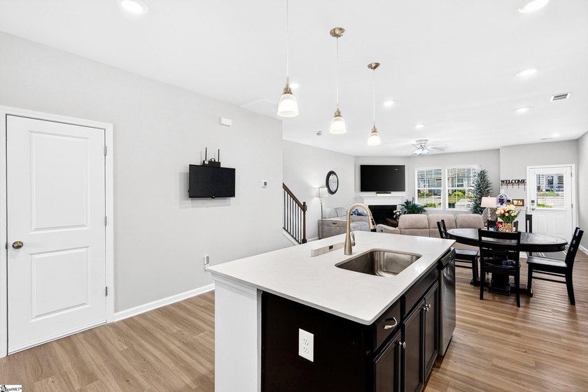 PRICED to MOVE!!! Welcome to O'Neal Village - Where Thoughtful - photo 10