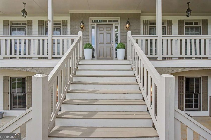 Welcome home to this spacious 5 bedroom, 4.5 bathroom residence - photo 39