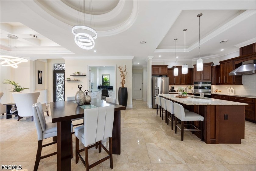 Luxury Resort Living &amp; Privacy at Its Best! Located on 2.73 - photo 22