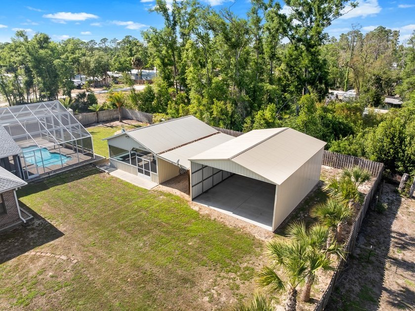 This brick beauty in the heart of Steinhatchee, that's Flood - photo 40