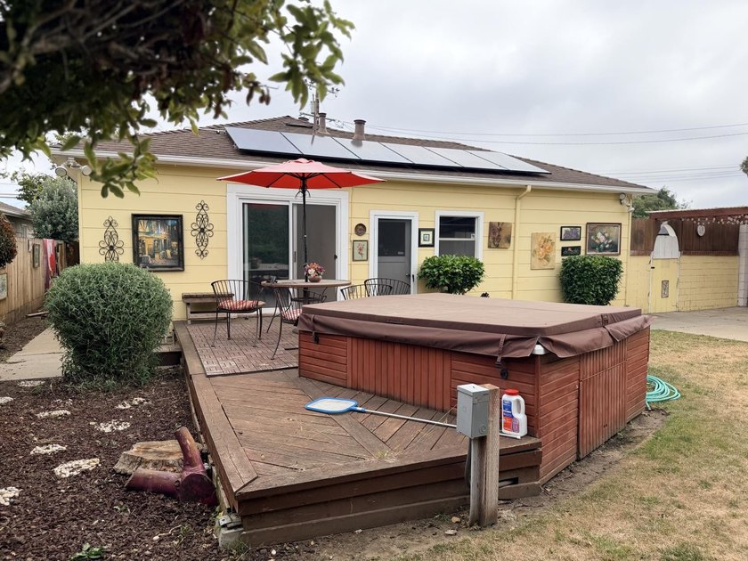 Situated on a spacious 7,000+/- sq. ft. corner lot, this home - photo 11