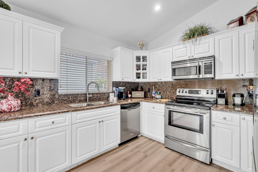 Welcome to Impeccably maintained single story home in the - photo 18