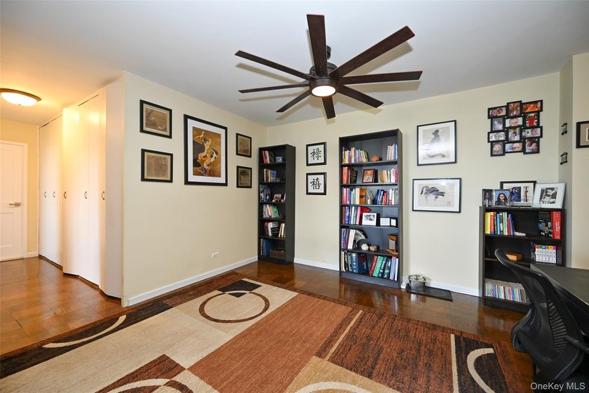 Spacious 2 Bedroom, 2 Bathroom Co-op in Luxury 24-Hour Doorman - photo 7