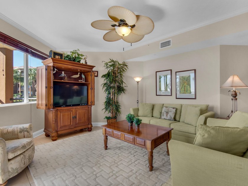 Perfect location with unobstructed gulf views and private steps - photo 6
