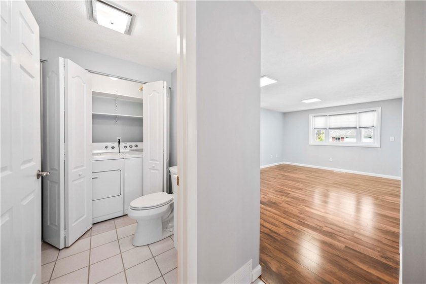 Welcome to 118 Queensboro Rd in Irondequoit - a beautifully - photo 12
