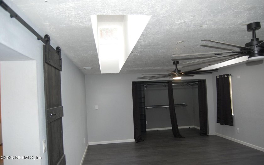 Step into this cozy 3-bedroom, 3-bathroom home nestled in a - photo 21