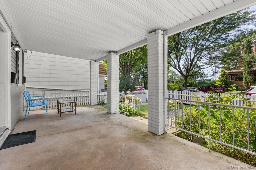 HIGH-YIELD INVESTMENT PROPERTY - THREE (3) UNITS / bungalows in - photo 10