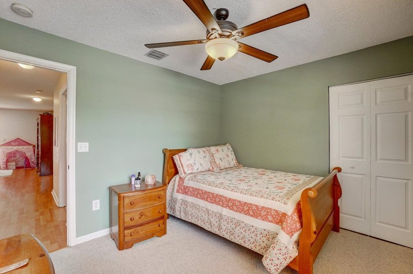 Welcome to this spacious 2-story single-family residence in - photo 24