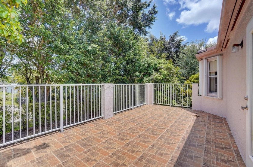 Welcome to this spacious 2-story single-family residence in - photo 26
