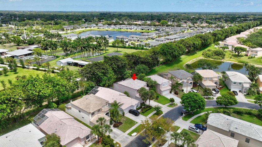 Welcome to this spacious 2-story single-family residence in - photo 35