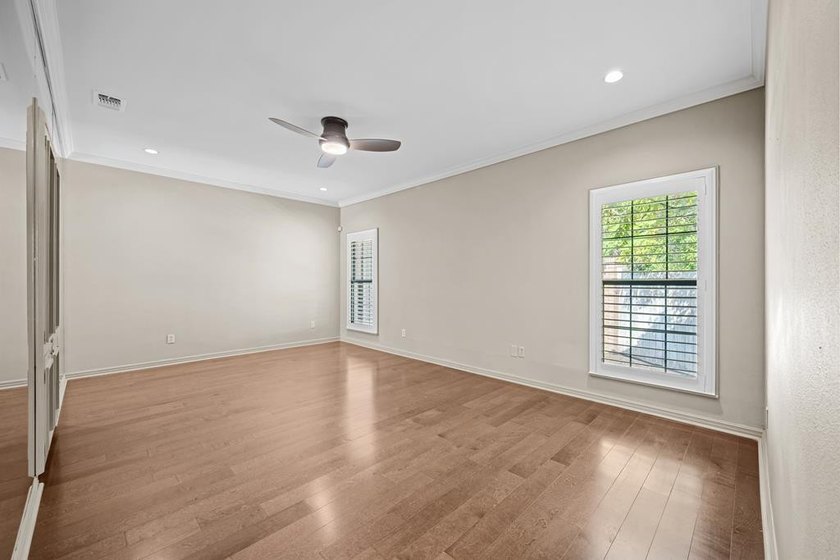 Discover a masterpiece in the prestigious Harbor Oaks community - photo 21
