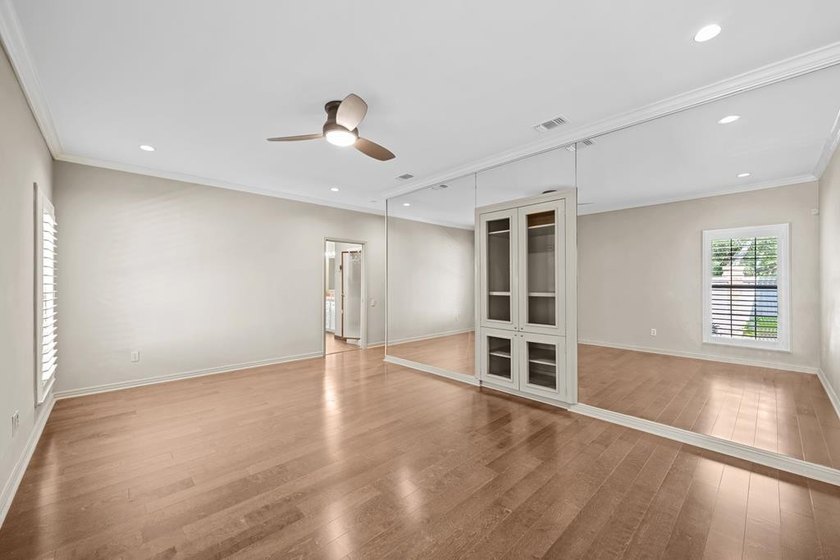 Discover a masterpiece in the prestigious Harbor Oaks community - photo 23