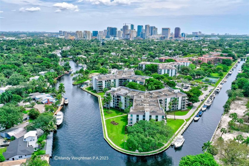 WELCOME to your BOATERS PARADISE! Beautiful South exposure - photo 32