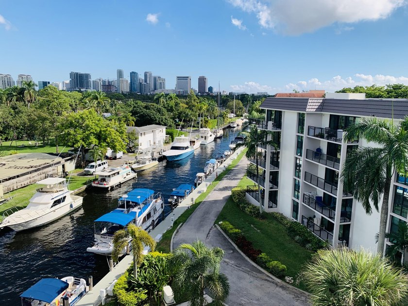 WELCOME to your BOATERS PARADISE! Beautiful South exposure - photo 35