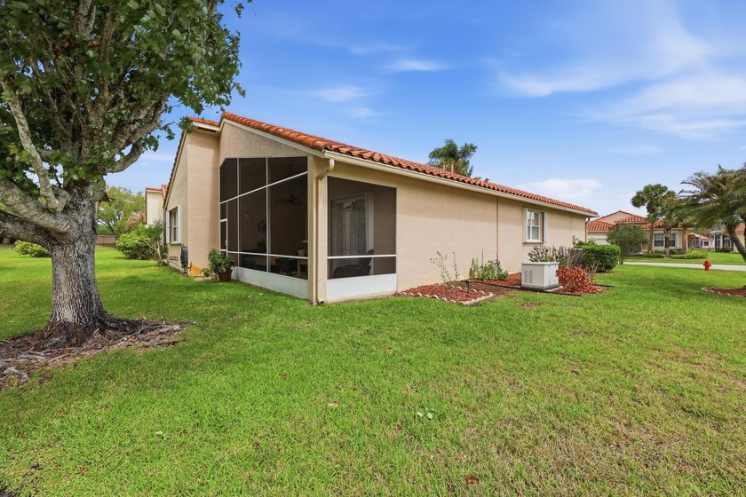 Beautiful home is in Cascades at St. Lucie West (55+ community) - photo 36