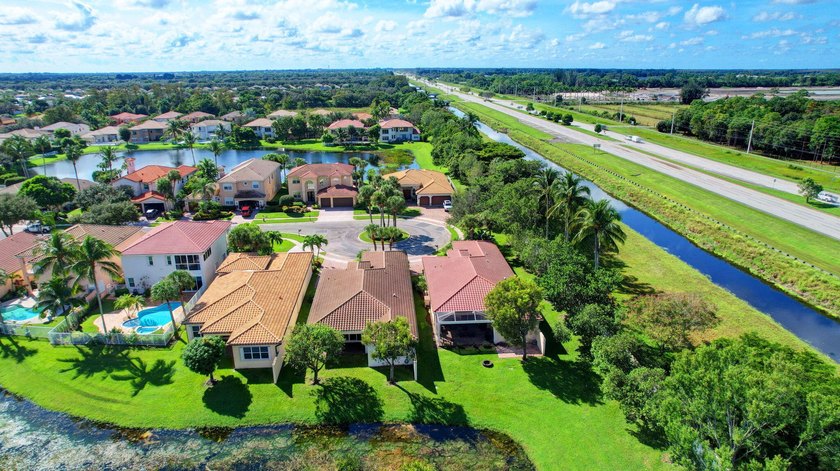 PRICED TO SELL!! Newer home in the community! 4 BR, 3 BA home - photo 40