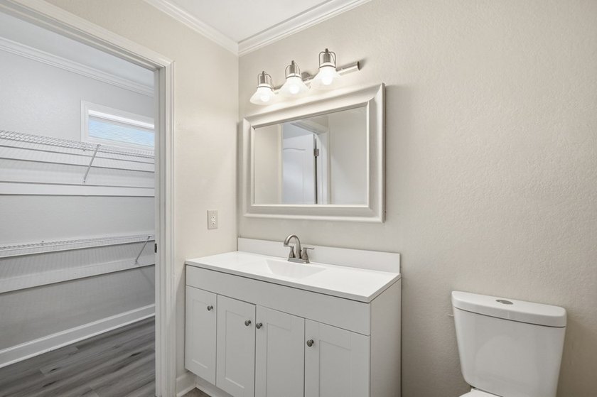 Newly renovated home in the highly desired Oak Grove School - photo 12