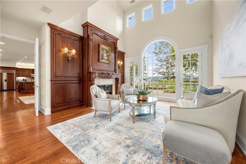 2061 Skyline Dr - photo 13