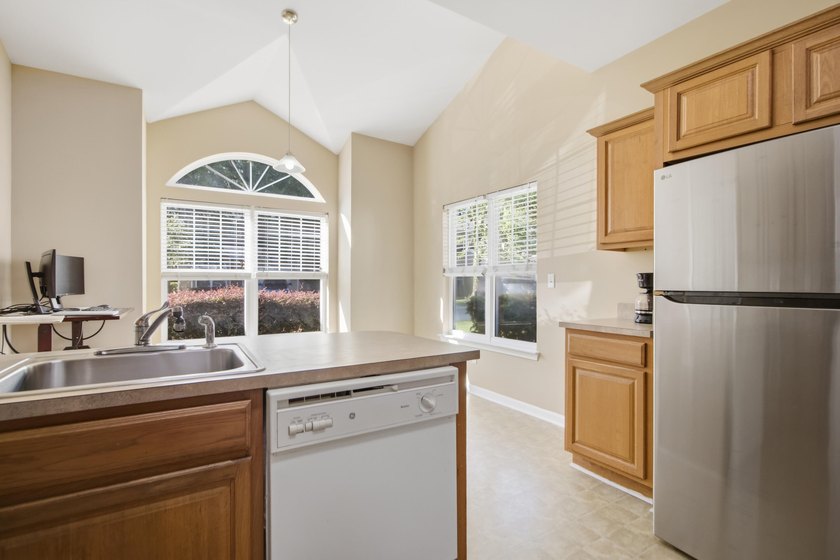 Come and see 174 Grand Oaks Drive which offers space, comfort - photo 22