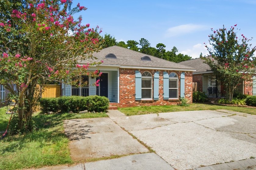 Newly renovated home in the highly desired Oak Grove School - photo 23