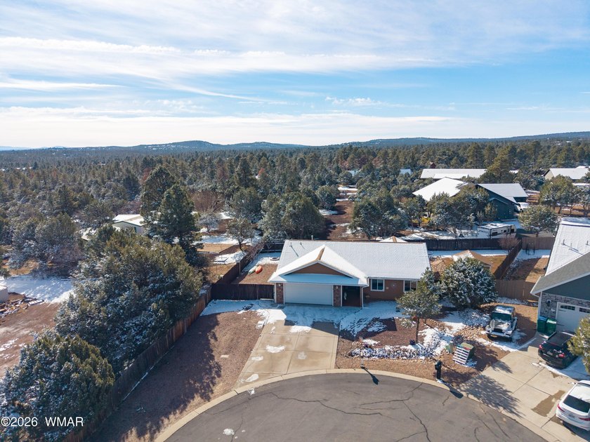 MOTIVATED SELLER!! Welcome to your Four Seasons retreat in - photo 26