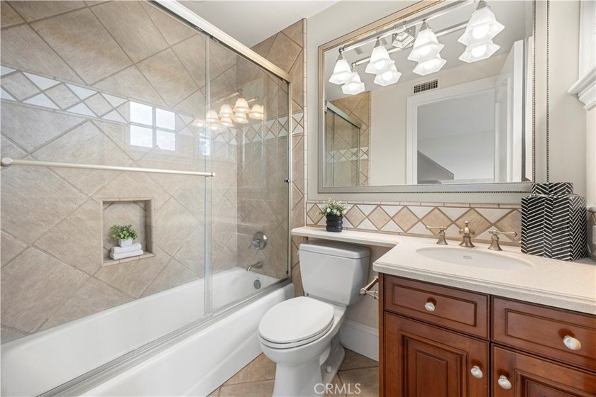 2061 Skyline Dr - photo 42