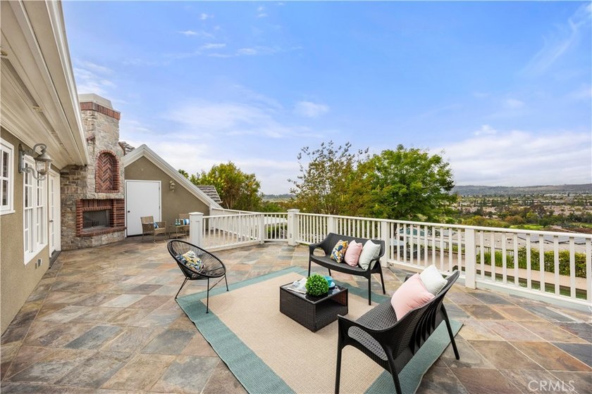 2061 Skyline Dr - photo 44