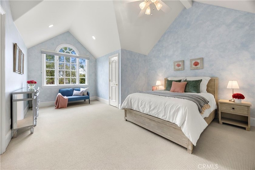2061 Skyline Dr - photo 47