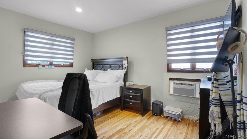 Welcome to this spacious Hi-Ranch in the heart of Bellmore - photo 12