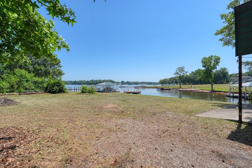 Rare opportunity to own two adjoining waterfront lots on - photo 14