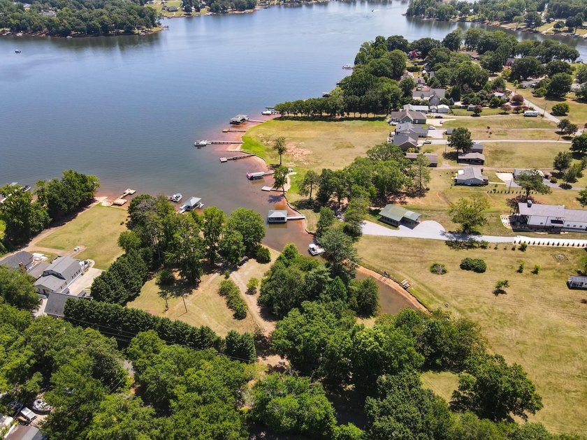 Rare opportunity to own two adjoining waterfront lots on - photo 19