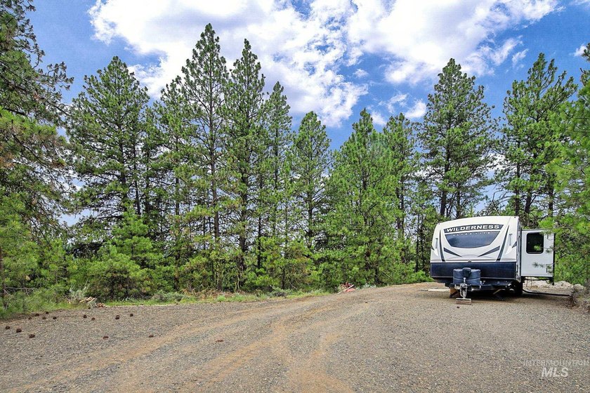 Looking for an exceptional mountain setting to create lasting - photo 5