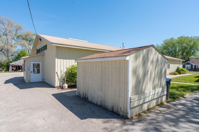 1618 + 1620 3rd Ave - Commercial package opportunity featuring - photo 12